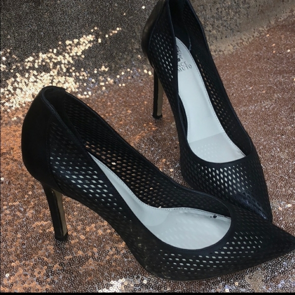 Vince Camuto Black heels - Picture 4 of 5